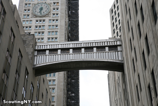 Illustration for article titled New York City's Futuristic Skybridges Are a Thing of the Past